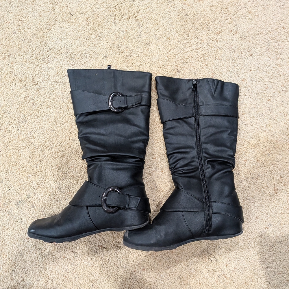 ✨HP✨Black Women's Knee-High Boots